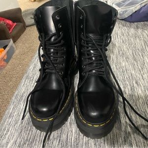 Size 7 dr martens Jadon max